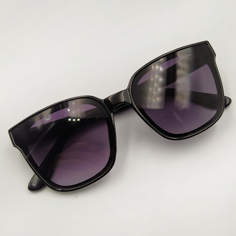 Женские солнцезащитные очки 034