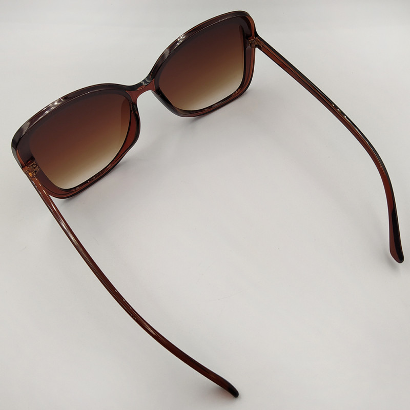 Женские солнцезащитные очки 038