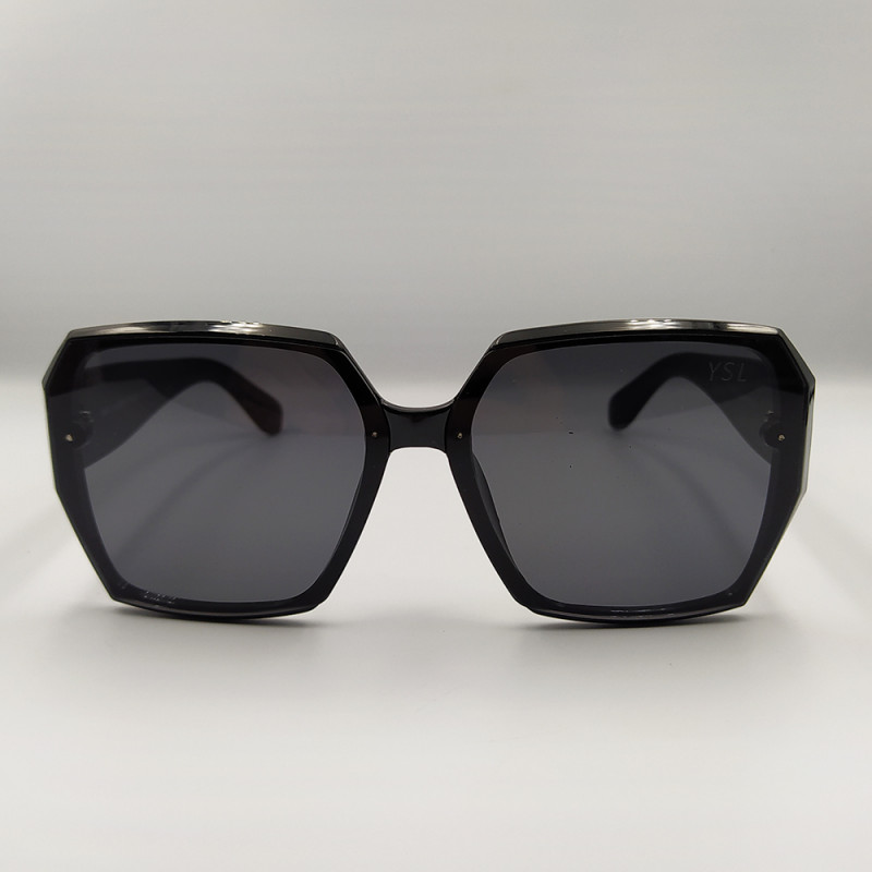 Женские солнцезащитные очки 047