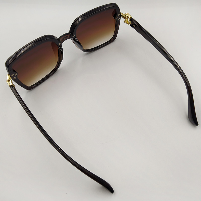 Женские солнцезащитные очки 048