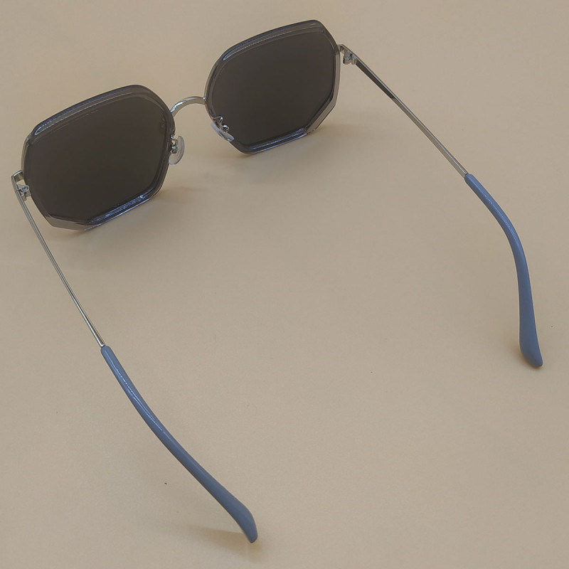 Женские солнцезащитные очки