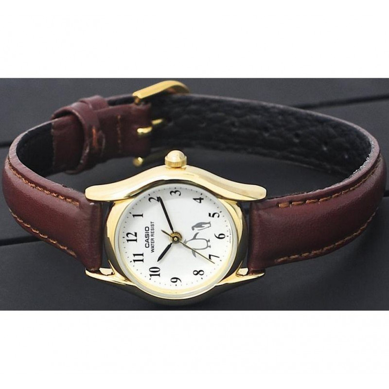 Стильные женские часы CASIOСтильные женские часы LTP-1094Q-7B6RDF 