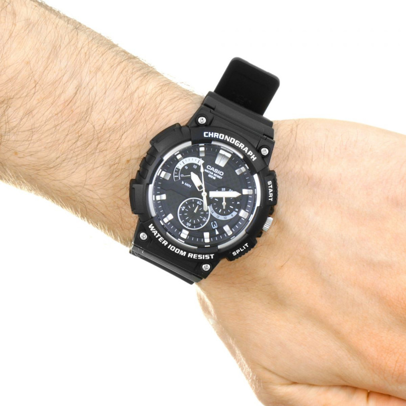 Мужские часы CASIO MCW-200H-1AVDF